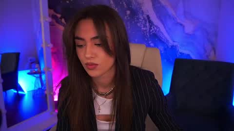 Erica online show from 05-05-26, 06:43