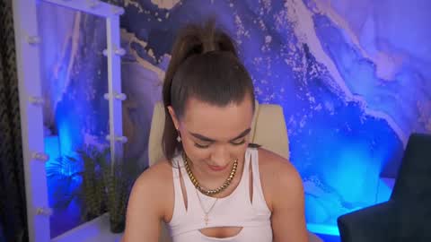 Erica online show from 06-04-26, 09:37