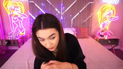 Erica online show from 06-11-26, 07:17