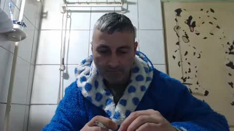 Snapshot of ericboy32 chatting on 02-23-25, 07:44 eric online show from 02-23-25, 07:44