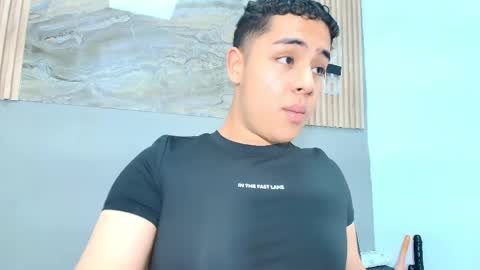 Erick online show from 04-21-26, 01:42