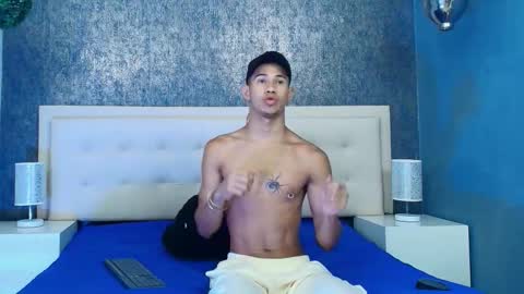   online show from 09-22-25, 03:41