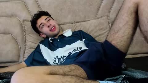 Snapshot of erickblaze_wm chatting on 02-06-25, 04:03 Erick online show from 02-06-25, 04:03