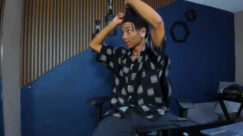 Erick online show from 02-25-25, 04:35