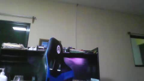Snapshot of erik1781 chatting on 12-14-24, 03:40 erik1781 online show from 12-14-24, 03:40