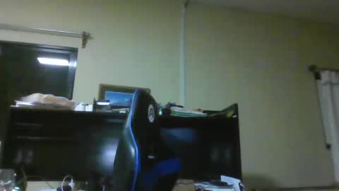 Snapshot of erik1781 chatting on 12-24-24, 07:49 erik1781 online show from 12-24-24, 07:49