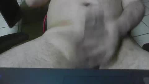 Snapshot of erik1781 chatting on 09-23-25, 05:10 erik1781 online show from 09-23-25, 05:10