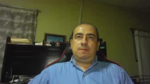 Snapshot of erik1781 chatting on 10-10-25, 02:32 erik1781 online show from 10-10-25, 02:32