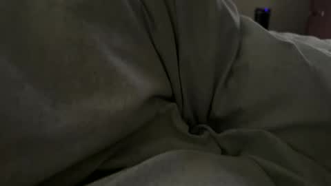 Snapshot of erik84915 chatting on 04-17-26, 02:09 erik84915 online show from 04-17-26, 02:09