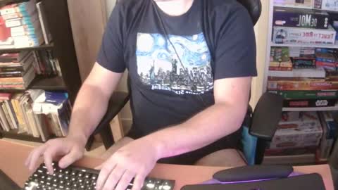 Snapshot of erik_dapper chatting on 03-13-26, 05:19 Erik Dapper online show from 03-13-26, 05:19