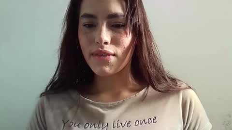 Snapshot of erika_depp chatting on 09-27-25, 05:29 Erika online show from 09-27-25, 05:29