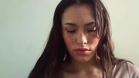 Snapshot of erika_depp chatting on 11-06-25, 06:09 Erika online show from 11-06-25, 06:09