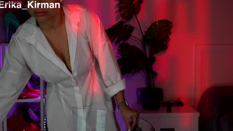 Erika      online show from 05-10-26, 10:09