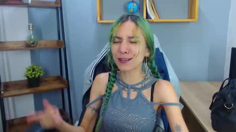 E R I K A - SAGITARIO..... online show from 10-07-25, 03:09