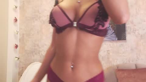 Erikabeee online show from 02-18-25, 06:37