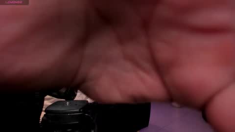 Snapshot of erikabenz chatting on 10-19-25, 06:08 Erika Benz online show from 10-19-25, 06:08