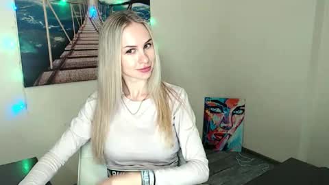 Erika online show from 09-18-25, 11:45