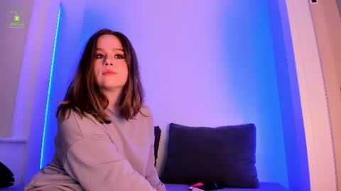 Erika online show from 06-24-26, 04:44