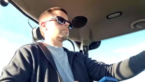 boyohboy online show from 10-18-25, 01:23