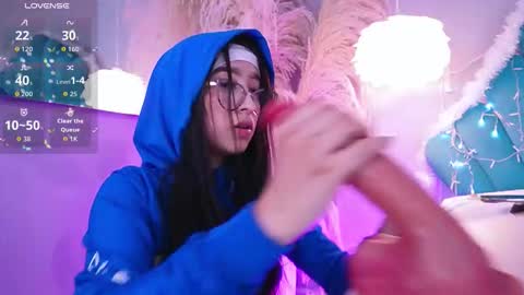 Snapshot of eriklein chatting on 12-03-25, 08:40 Eri online show from 12-03-25, 08:40