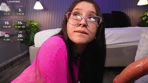 Snapshot of eriklein chatting on 02-05-26, 06:34 Eri online show from 02-05-26, 06:34