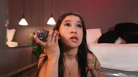 Snapshot of eriklein chatting on 03-16-26, 07:18 Eri online show from 03-16-26, 07:18