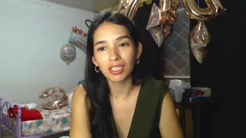 Snapshot of erina_1 chatting on 03-03-25, 02:15 erina_1 online show from 03-03-25, 02:15