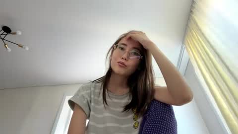 Snapshot of erinnthurmond chatting on 07-06-26, 07:38 Luna online show from 07-06-26, 07:38