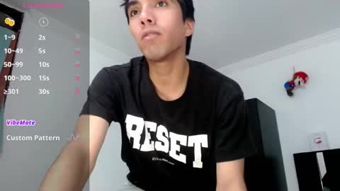 Snapshot of eriolhiragizawa chatting on 11-12-25, 11:10 EriolHiragizawa online show from 11-12-25, 11:10