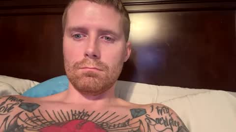 Snapshot of eriwat713 chatting on 02-28-25, 11:56 eriwat713 online show from 02-28-25, 11:56