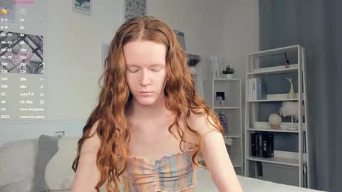 Snapshot of erline_may chatting on 10-02-25, 07:15 Sofia online show from 10-02-25, 07:15