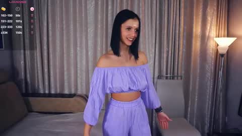 Erline and Monica online show from 10-17-25, 07:27