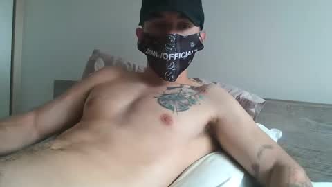 Snapshot of erneangel93 chatting on 02-20-25, 04:14 Private open straight big uncut cock add my snap online show from 02-20-25, 04:14