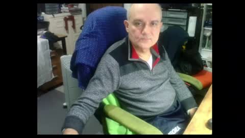 Snapshot of ernello chatting on 06-27-26, 05:56 ernello online show from 06-27-26, 05:56
