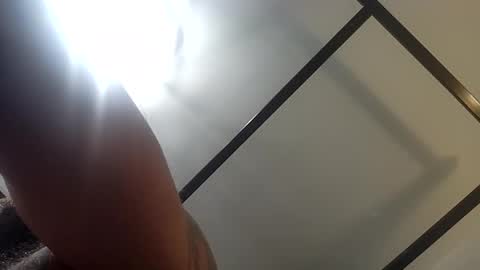 Hmmmhmmmm online show from 01-08-25, 05:48