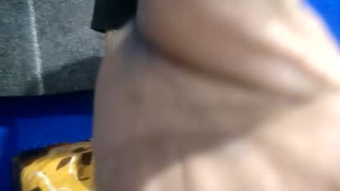 Snapshot of eros_infarm chatting on 10-22-25, 10:04 Eros babe online show from 10-22-25, 10:04