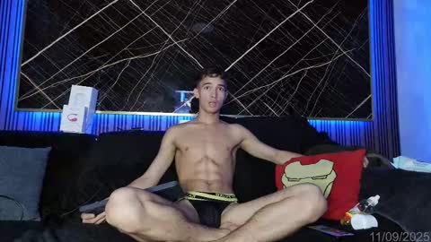 Snapshot of eroseliam chatting on 09-11-25, 07:47 EROS ELIAM online show from 09-11-25, 07:47