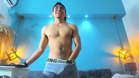 Eross online show from 02-25-26, 03:10