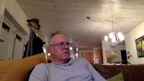 Snapshot of erostalk chatting on 12-13-24, 08:09 eros online show from 12-13-24, 08:09