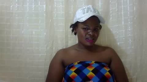 Snapshot of erotic_ebony56 chatting on 10-28-25, 01:25 erotic_ebony56 online show from 10-28-25, 01:25