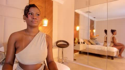 Snapshot of eroticalana_ chatting on 03-08-26, 02:04 Alana online show from 03-08-26, 02:04