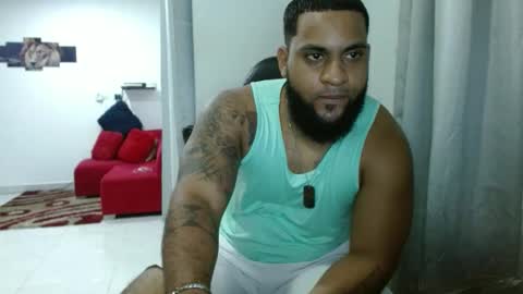 Snapshot of eroticoblack chatting on 09-12-25, 11:15 Eroticoblack online show from 09-12-25, 11:15