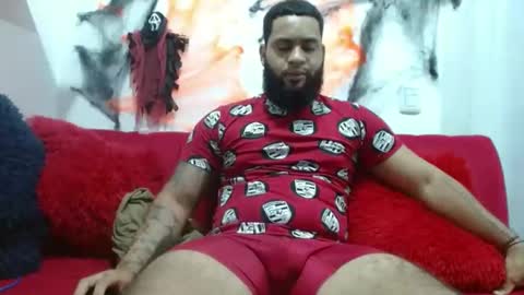 Snapshot of eroticoblack chatting on 10-28-25, 07:01 Eroticoblack online show from 10-28-25, 07:01