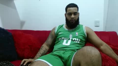 Snapshot of eroticoblack chatting on 12-19-25, 02:40 Eroticoblack online show from 12-19-25, 02:40