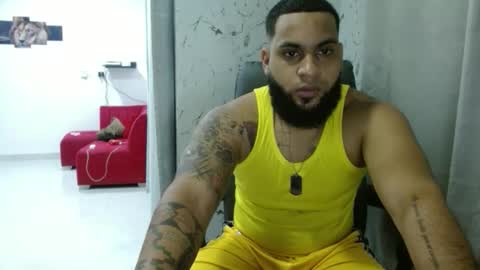 Snapshot of eroticoblack chatting on 01-14-26, 04:29 Eroticoblack online show from 01-14-26, 04:29