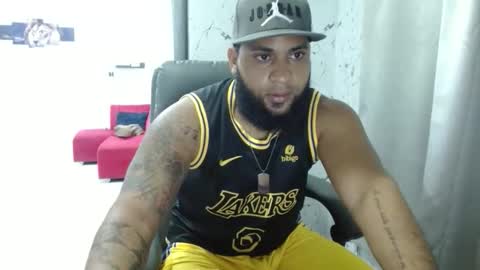 Snapshot of eroticoblack chatting on 02-01-26, 03:05 Eroticoblack online show from 02-01-26, 03:05