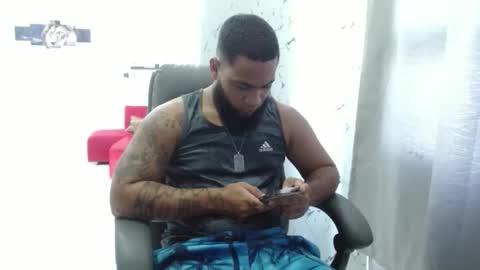 Snapshot of eroticoblack chatting on 02-14-26, 06:59 Eroticoblack online show from 02-14-26, 06:59