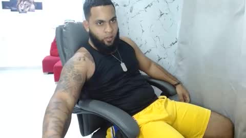 Snapshot of eroticoblack chatting on 03-23-26, 02:37 Eroticoblack online show from 03-23-26, 02:37