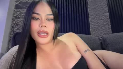 Snapshot of erotictsmonica chatting on 10-22-25, 05:41 monica online show from 10-22-25, 05:41