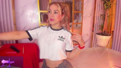 TINY  online show from 02-28-25, 09:44